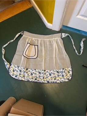 Vintage sheer apron, white and blue